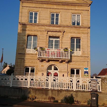 Bed and Breakfast Joyeux Reveil Courseulles-sur-Mer Exterior foto