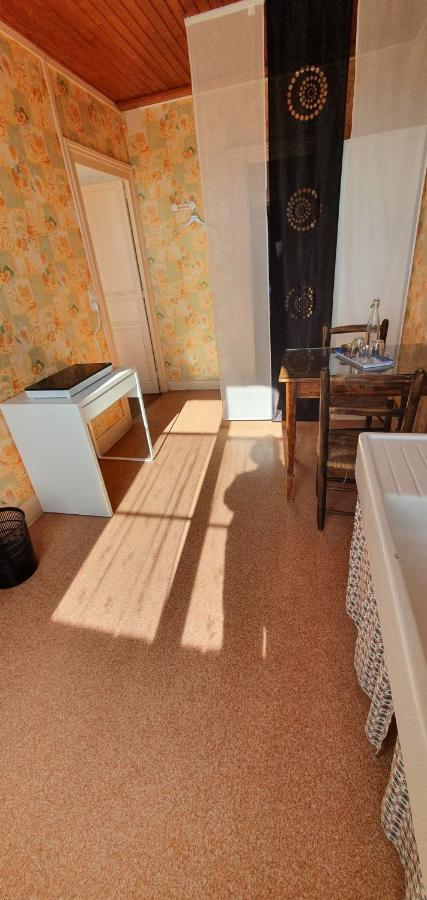Bed and Breakfast Joyeux Reveil Courseulles-sur-Mer Exterior foto
