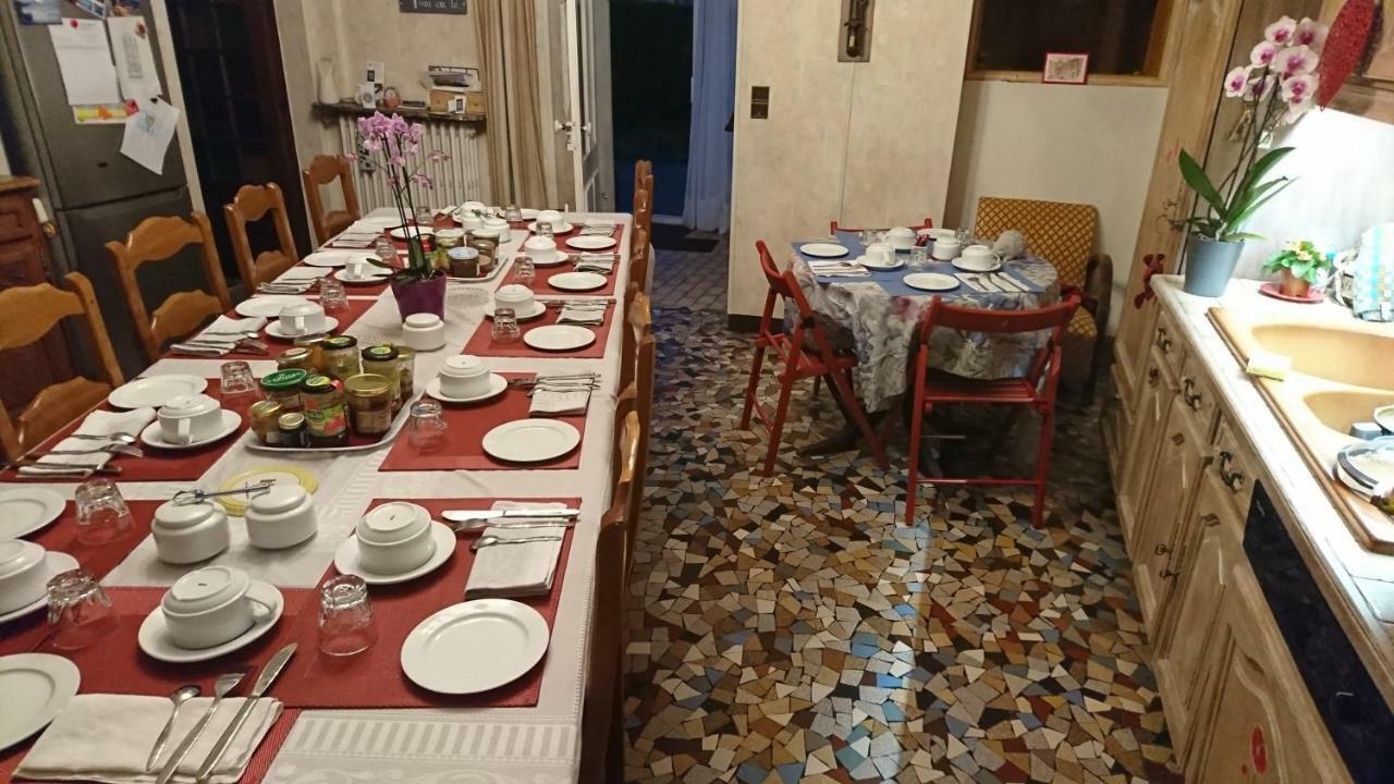 Bed and Breakfast Joyeux Reveil Courseulles-sur-Mer Exterior foto